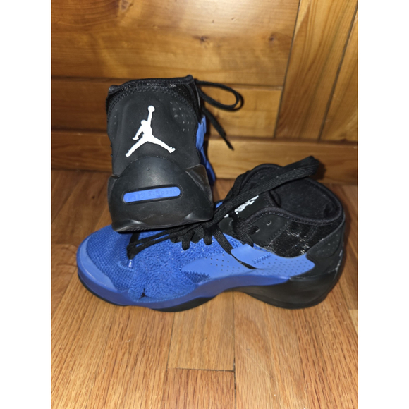 Size 5.5 Youth- Air Jordan Zion 2 One Never Done Great Condition Used No Box - Picture 6 of 9